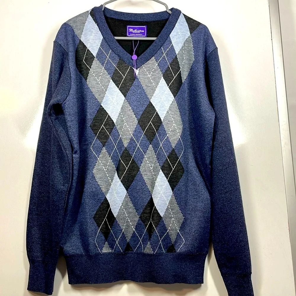 Men’s Ballantrae Edinburgh knit sweater medium
